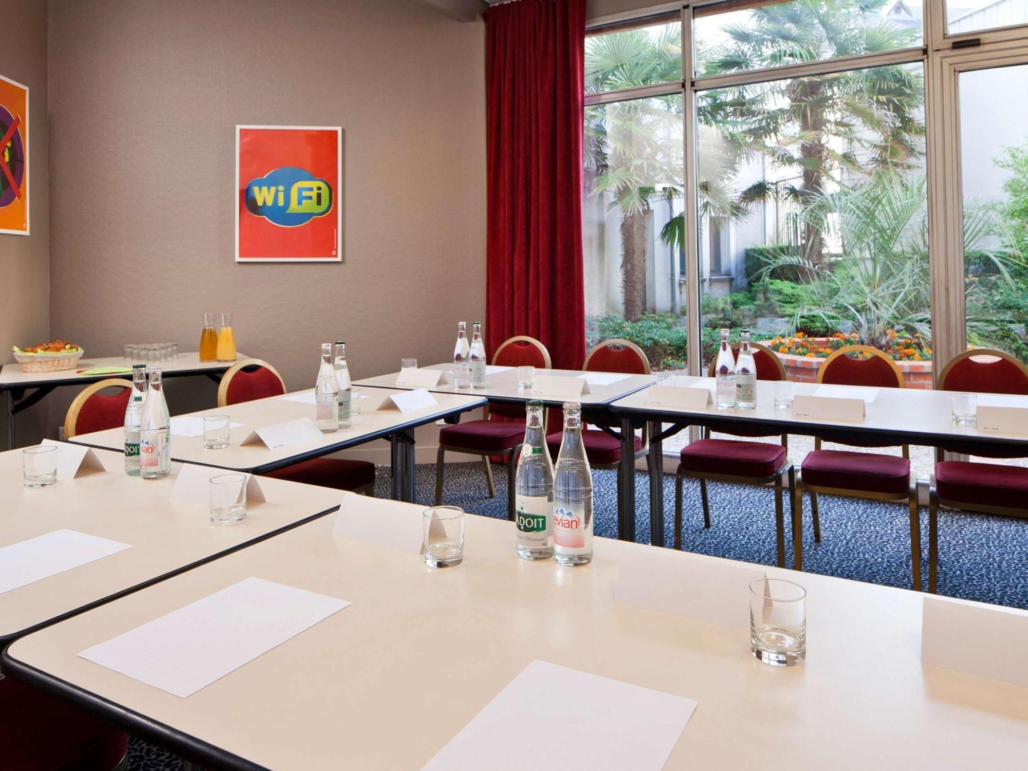 Ibis Styles Centre Gare 3*